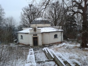 Tomb of Marie von Ebner-Eschenbach near Kroměříž