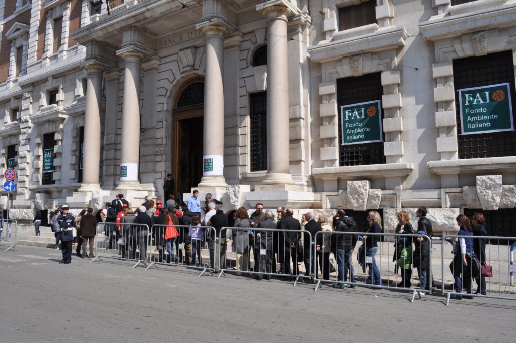 Supporters of Fondo Ambiente Italiano (the Italian National Trust) queue up to visit heritage sites during FAI's Spring Days programme