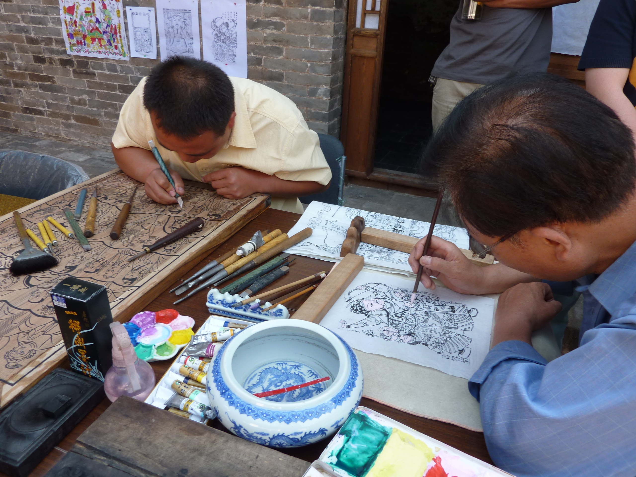 Wood block printing demonstration at No. 12 Mijia Xiang © Kuanghan Li/Global Heritage Fund China 